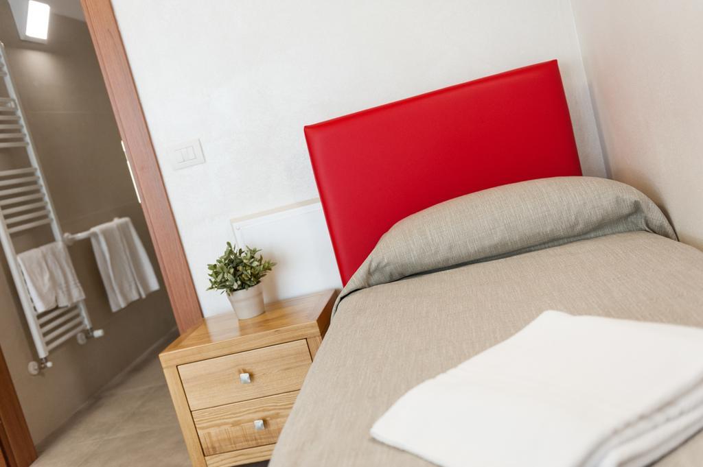 Agriturismo B&B Corte Tonolli Valeggio sul Mincio Habitación foto