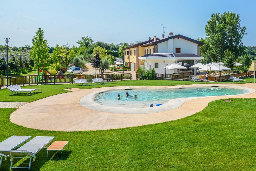 Agriturismo B&B Corte Tonolli Valeggio sul Mincio Exterior foto