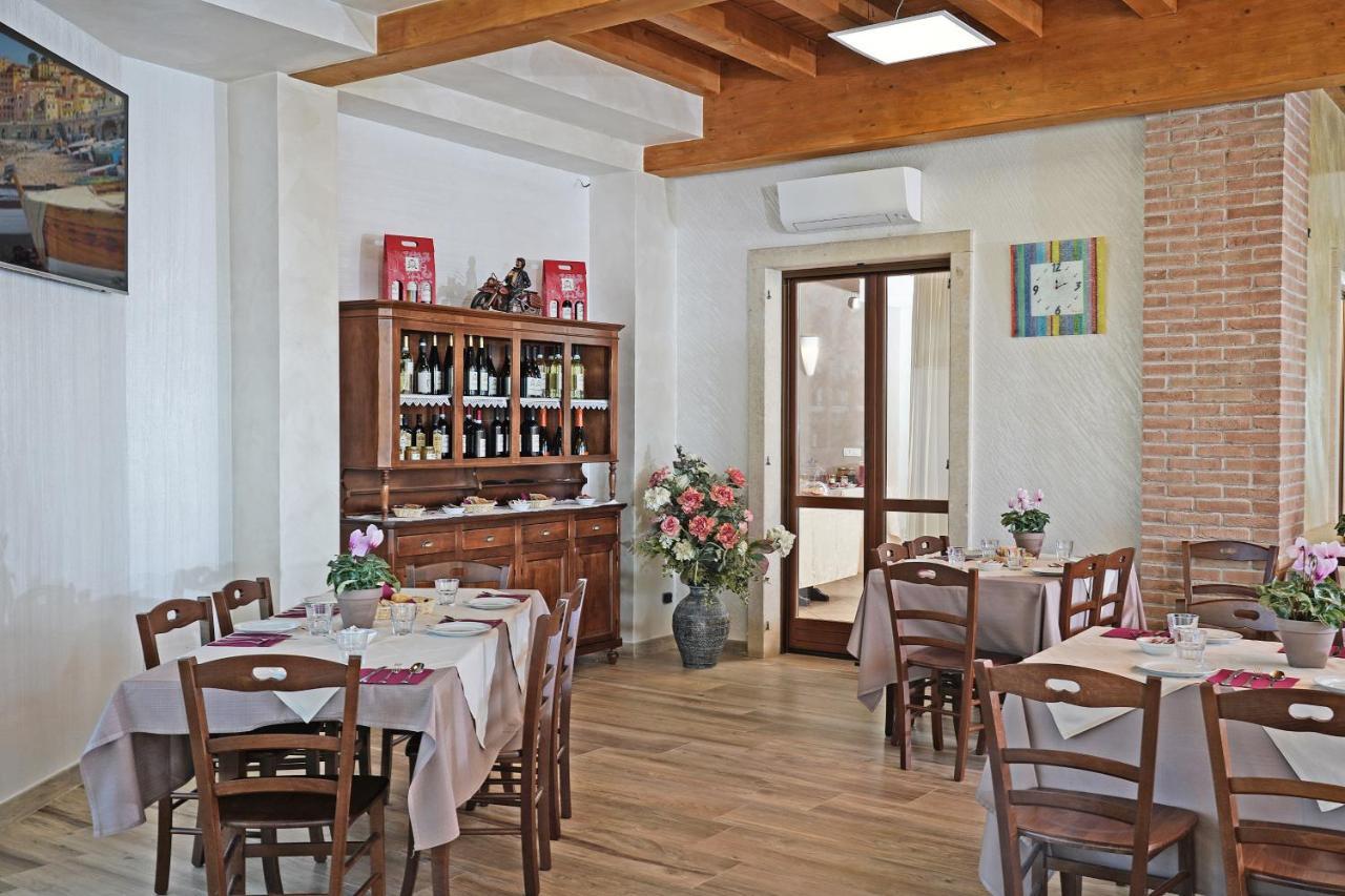 Agriturismo B&B Corte Tonolli Valeggio sul Mincio Exterior foto